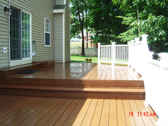 Mulit-level deck design